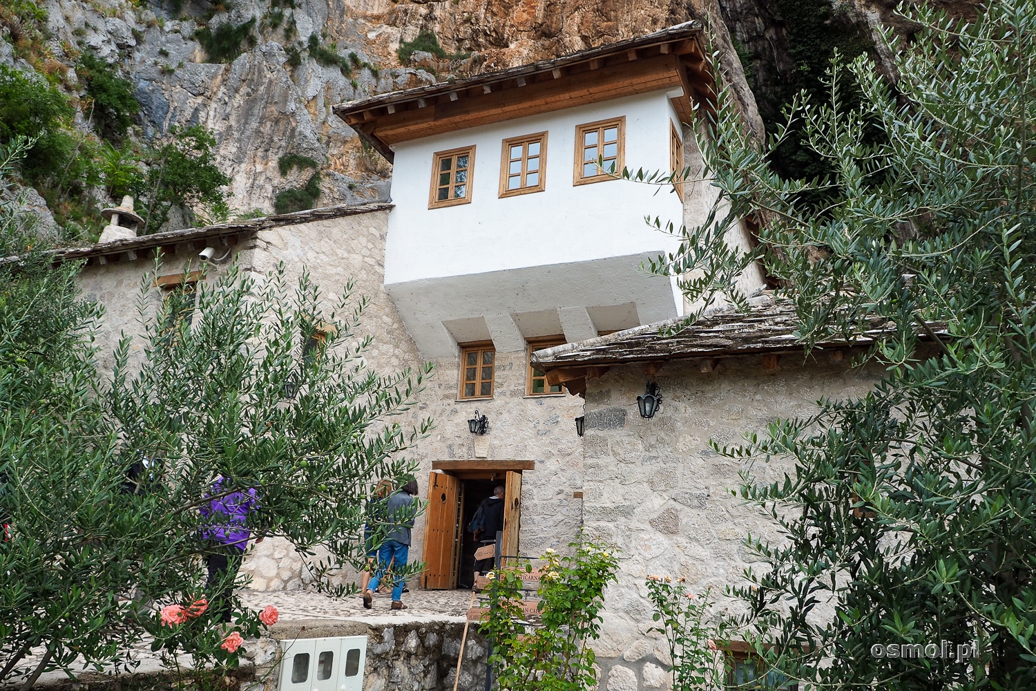 Wejście do klasztoru derwiszów w Blagaj. Bośnia