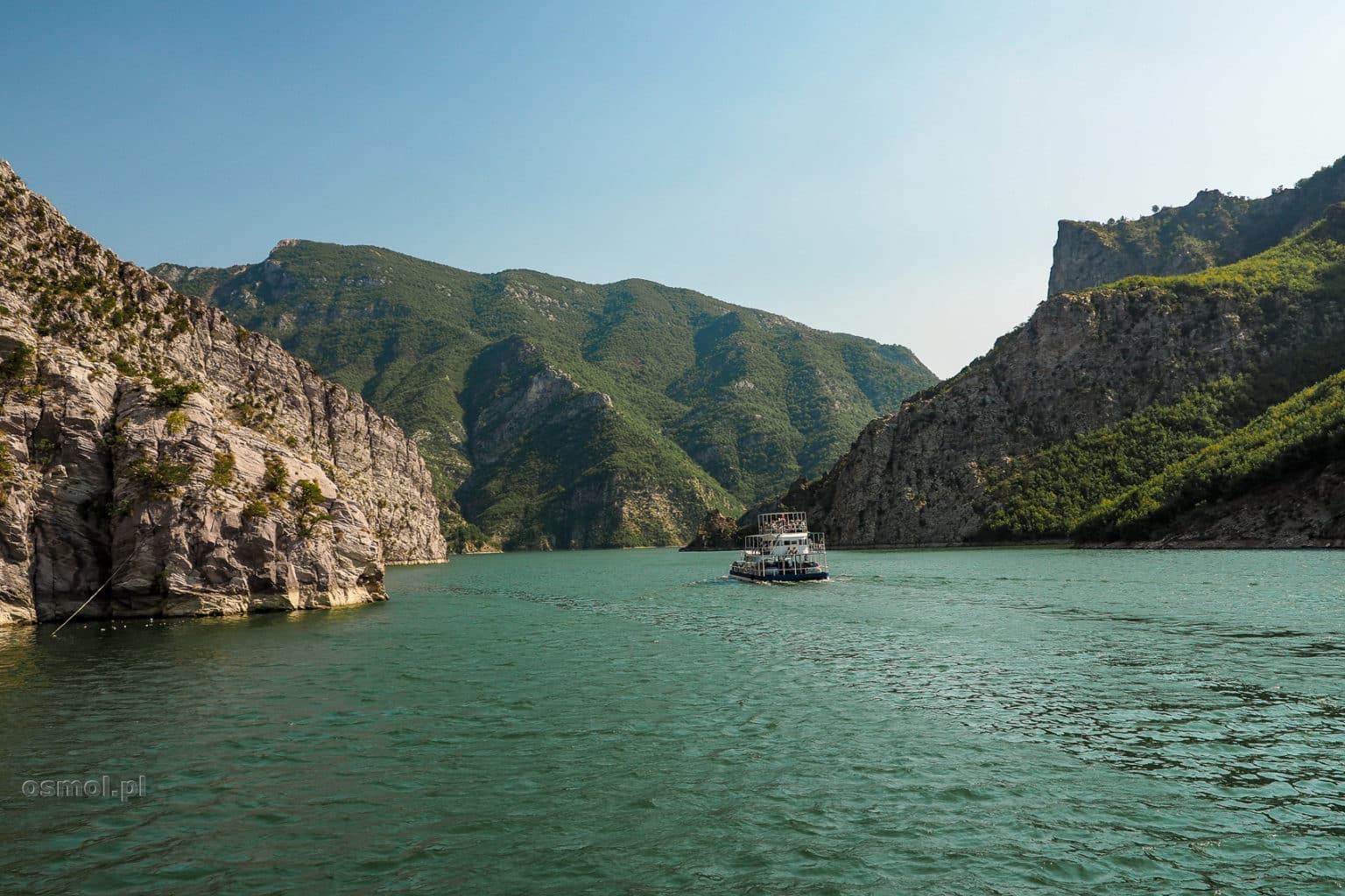 Jezioro Koman. Albania