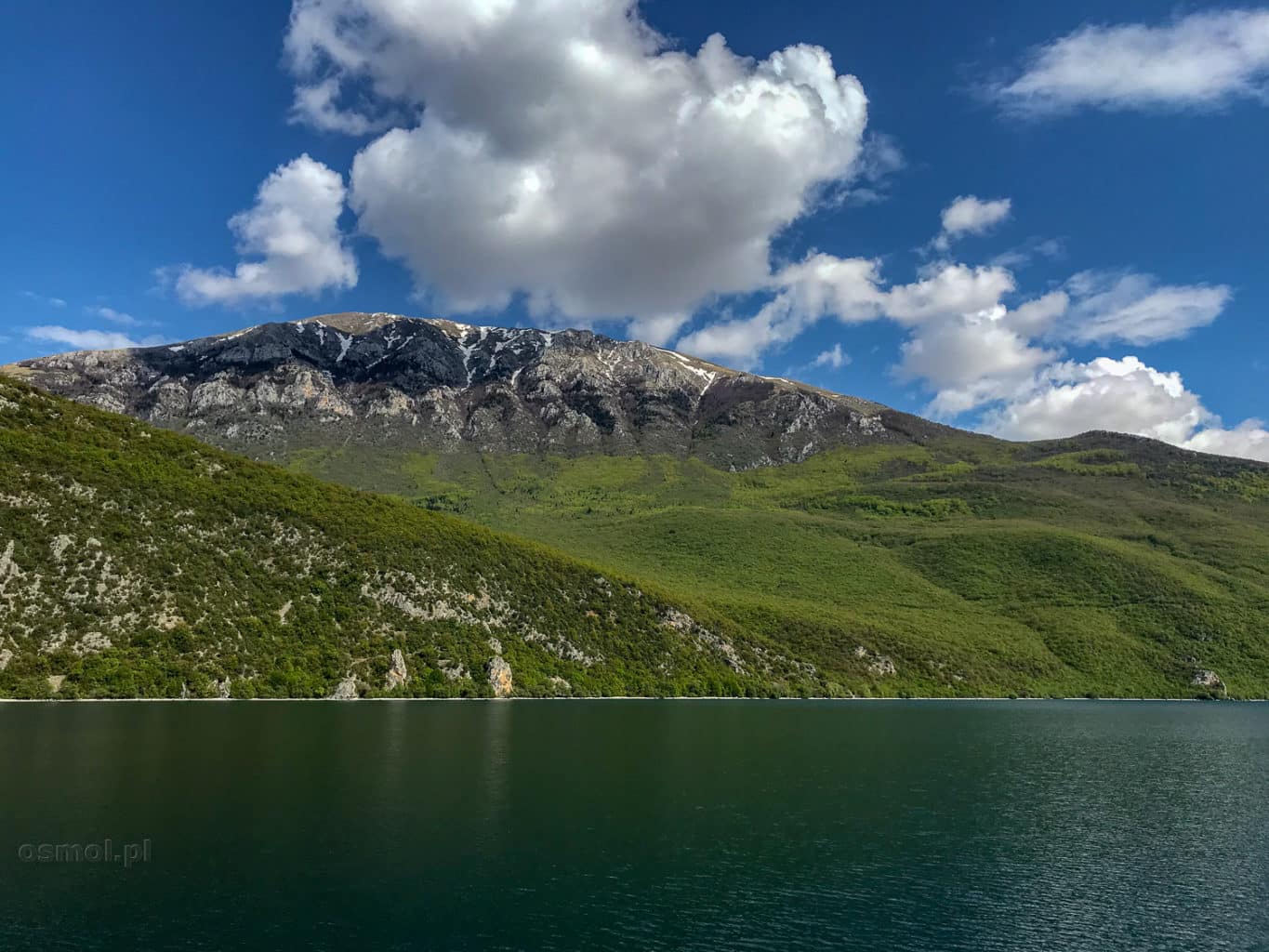 Góry nad jeziorem Ochrydzkim